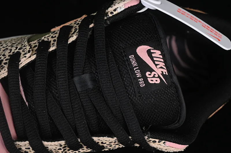All Categories Nk SB Dunk Series Nk SB Dunk Low low-top sneakers Arts-Rec Skateshop x Nike SB Dunk Low Pro joint model low-top casual sneakers IH3211-200